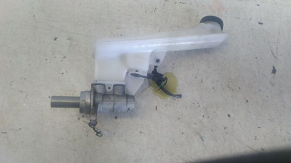Brake - Master cylinder OPEL KARL (C16)