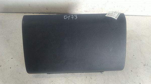 Handskerum PORSCHE CAYENNE (9PA)