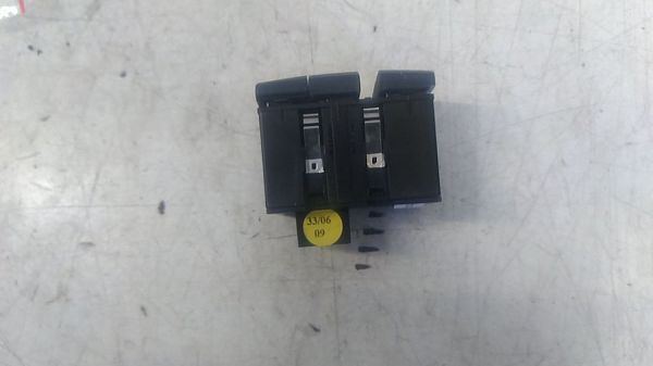 Kontakt - niveauregulering AUDI Q7 (4LB)