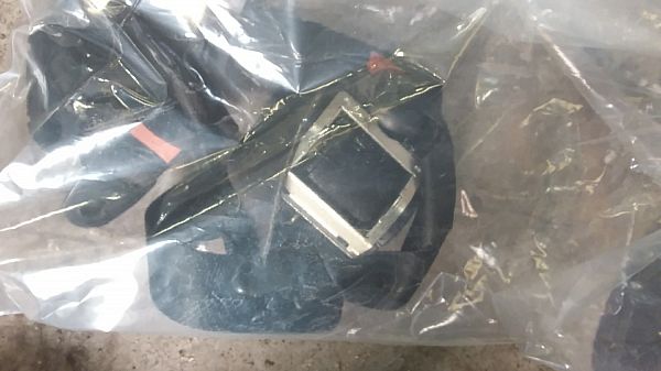 Seat belts - front FORD FOCUS C-MAX (DM2)