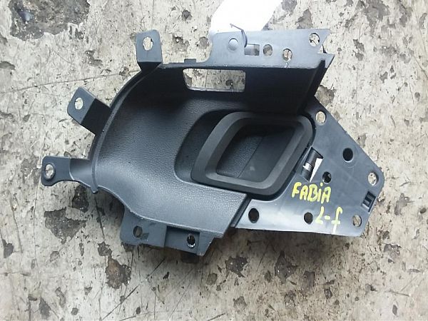 Handgriff innen SKODA FABIA II (542)