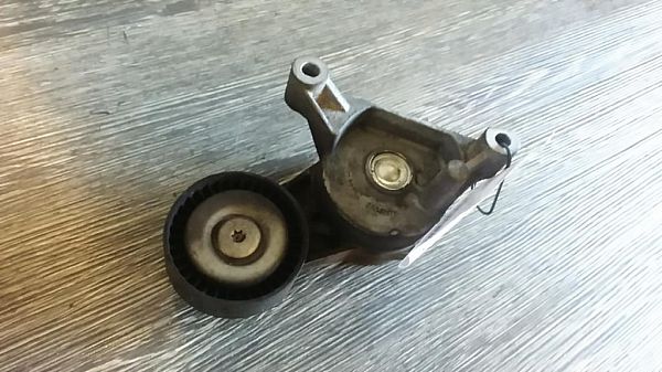 Vifte/multireim strammer VW TOURAN (1T1, 1T2)