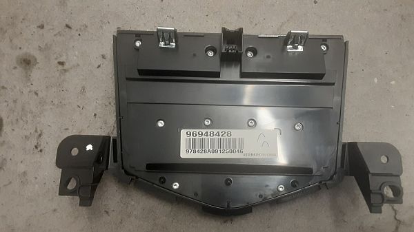 Radio-forplade CHEVROLET CRUZE (J300)