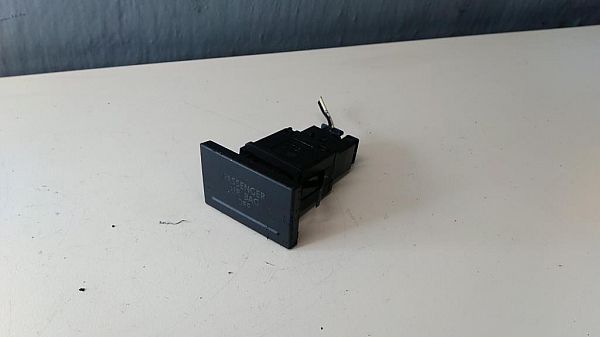 Passenger airbag on off switch