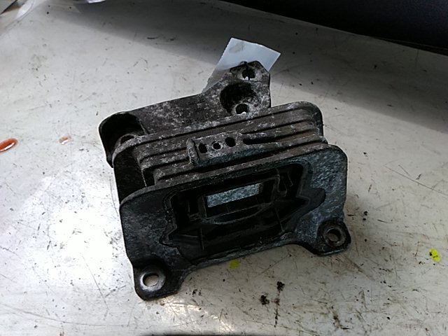 montage du moteur / Support de montage du moteur RENAULT MASTER III Platform/Chassis (EV, HV, UV)