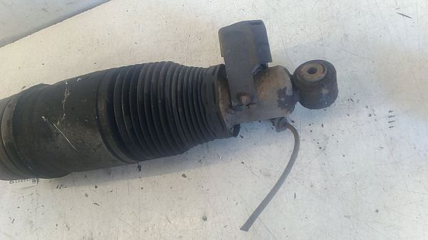 Luftfederbein / Pneumatisches Federbein AUDI Q7 (4LB)