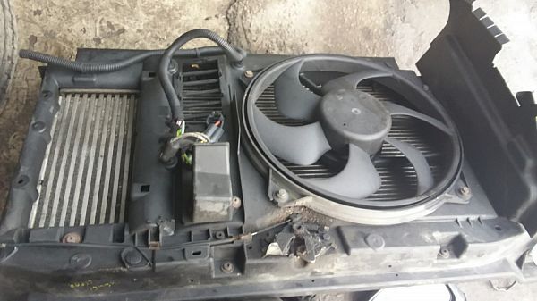Radiator fan electrical SUZUKI LIANA Hatchback
