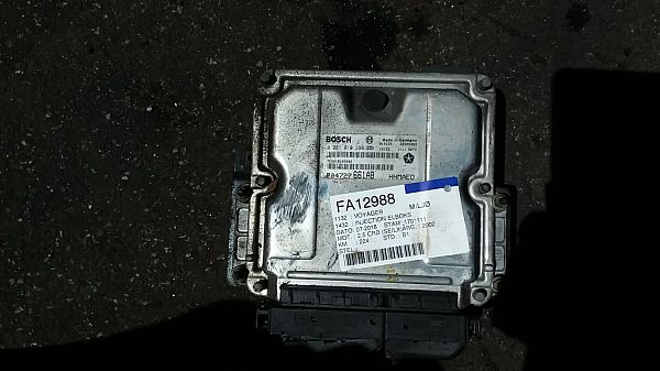 Motorsteuergerät (ECU) CHRYSLER VOYAGER Mk III (RG, RS)