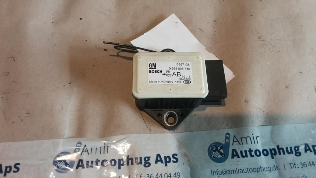 0-265-005-748: Airbag - sensor, ESP sensor, ESP Power