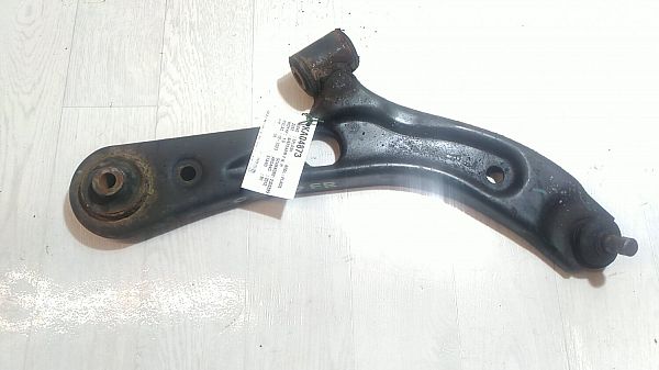 Wishbone - front lower SUZUKI SPLASH (EX)