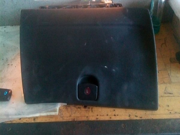 Handskerum PEUGEOT 407 SW (6E_)