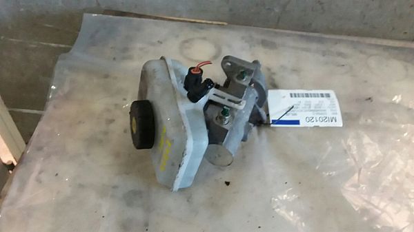 Brake - Master cylinder OPEL CORSA C (X01)