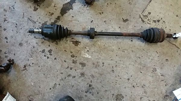 Drive shaft - front TOYOTA STARLET (_P8_)
