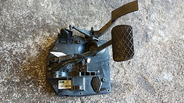 Pedalwerk kpl. MERCEDES-BENZ A-CLASS (W168)