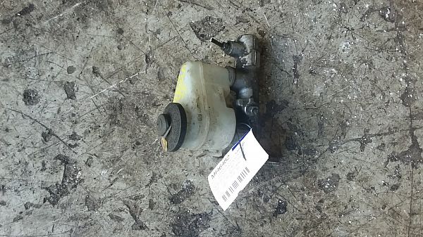 Brake - Master cylinder TOYOTA COROLLA Compact (_E11_)
