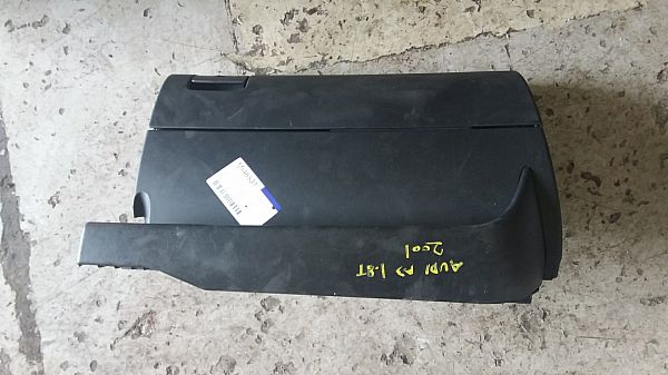 Handskerum AUDI A3 (8L1)