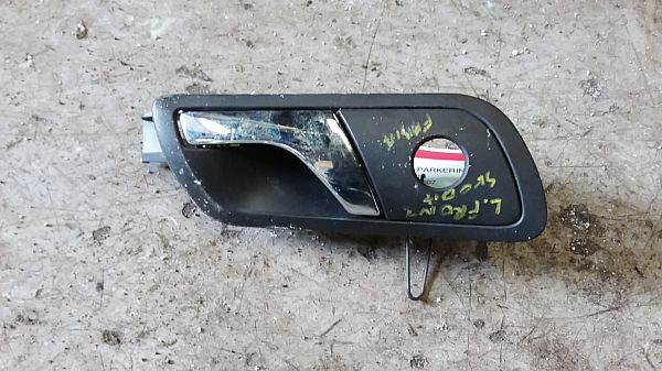 Handgriff innen SKODA FABIA I (6Y2)