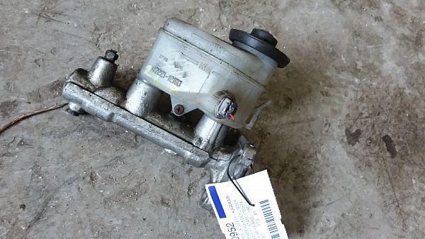Brake - Master cylinder TOYOTA COROLLA Compact (_E11_)