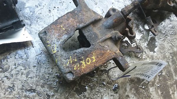 Brake caliper - rear right FORD MONDEO Mk III Turnier (BWY)