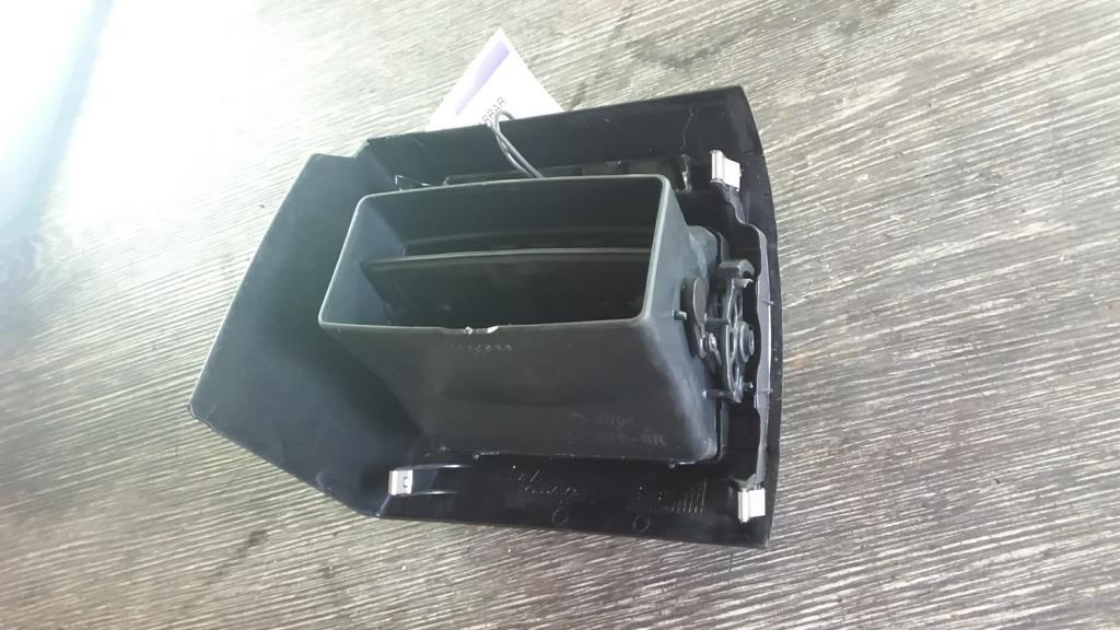 Fresh air nozzle VW FOX Hatchback (5Z1, 5Z3, 5Z4)