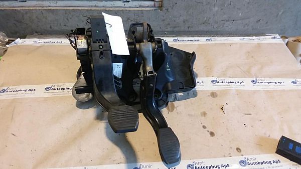 Pedalophæng komplet OPEL CORSA D (S07)