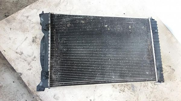 Radiateur AUDI A4 Avant (8E5, B6)