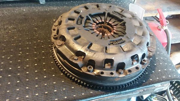 Svinghjul + kløtsj BMW 5 (E39)