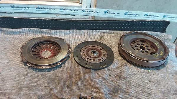 Svinghjul + kløtsj ALFA ROMEO MITO (955_)