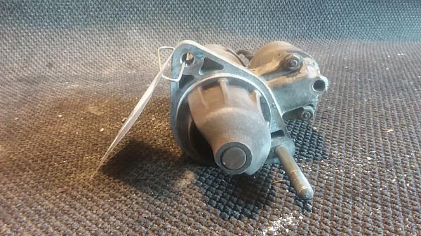 Starter SUZUKI IGNIS I (FH)