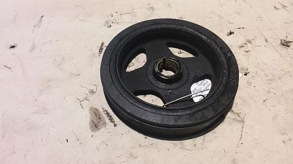 Koło pasowe wału korbowego TOYOTA YARIS/VITZ (_P9_)