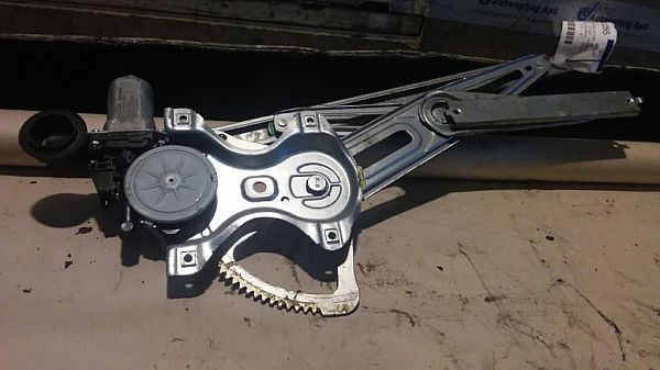 Ruderegulator TOYOTA AURIS (_E15_)