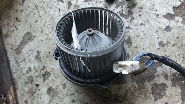 Kachel Ventilatiemotor / aanjager TOYOTA YARIS/VITZ (_P1_)