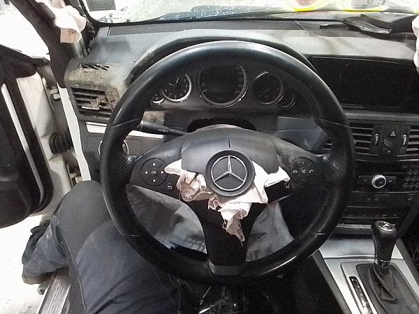 Rat (airbag medfølger ikke) MERCEDES-BENZ E-CLASS Coupe (C207)