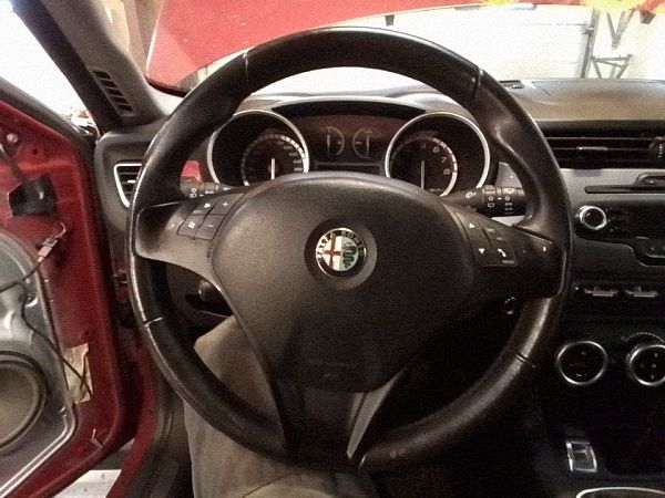 Steering wheel - airbag type (airbag not included) ALFA ROMEO GIULIETTA (940_)