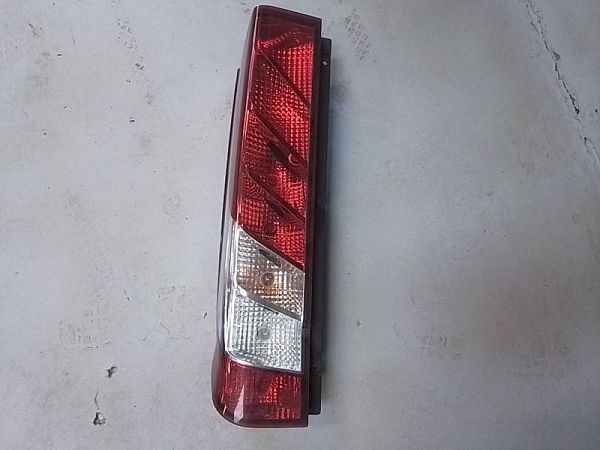 Baglygte IVECO DAILY VI Platform/Chassis