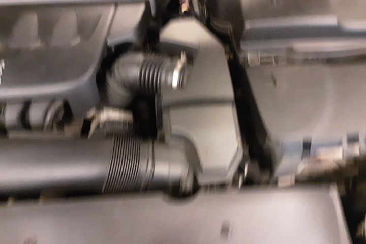 Filtr powietrza PEUGEOT 407 (6D_)