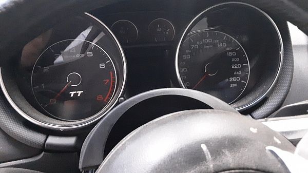 Compteur de vitesse /compte tours AUDI TT (8J3)