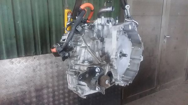 EL / hybrid transmission TOYOTA AURIS Estate (_E18_)
