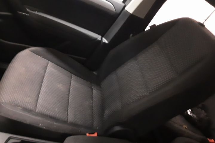 Forseter 4 dørs VW TOURAN (5T1)