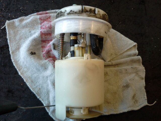 Kraftstoffpumpe MITSUBISHI CARISMA (DA_)