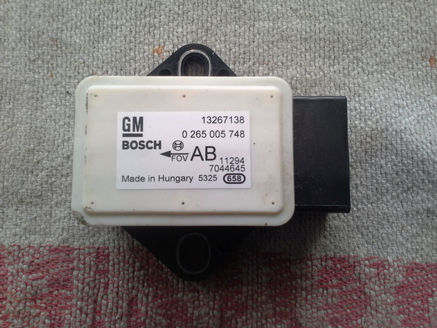 0-265-005-748: Airbag - sensor, ESP sensor, ESP Power 0-265-005-748: Airbag - sensor, ESP sensor, ESP Power