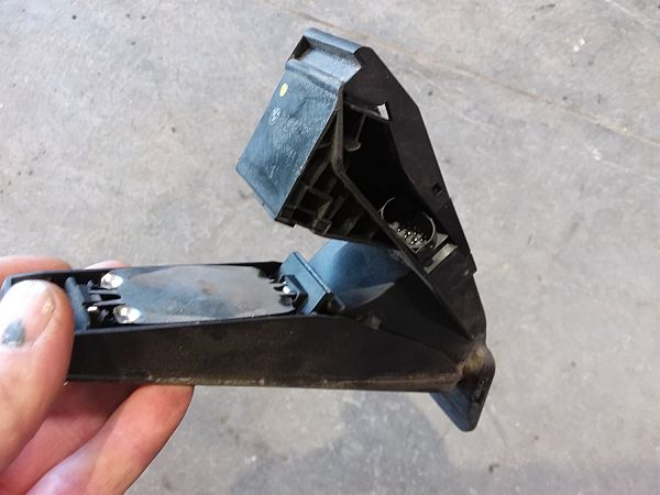 Accelerator pedal position sensor BMW 5 (F10)
