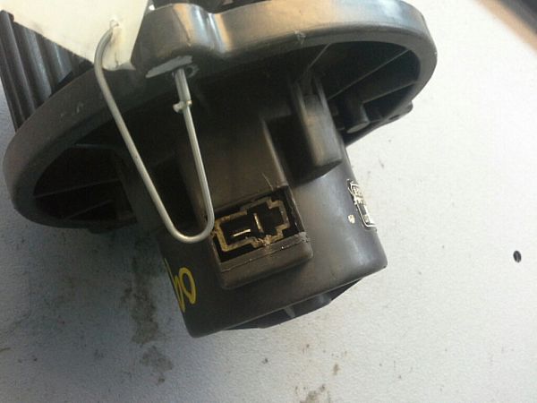 Kachel Ventilatiemotor / aanjager KIA CERATO Hatchback (LD)