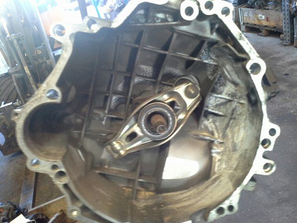 Gearkasse manuel AUDI A6 (4F2, C6)