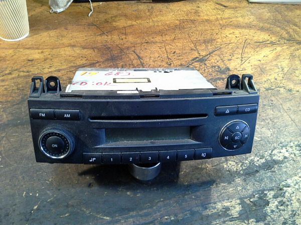 Audio VW CRAFTER 30-50 Box (2E_)