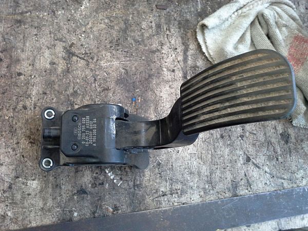 Accelerator switch VW CRAFTER 30-50 Box (2E_)