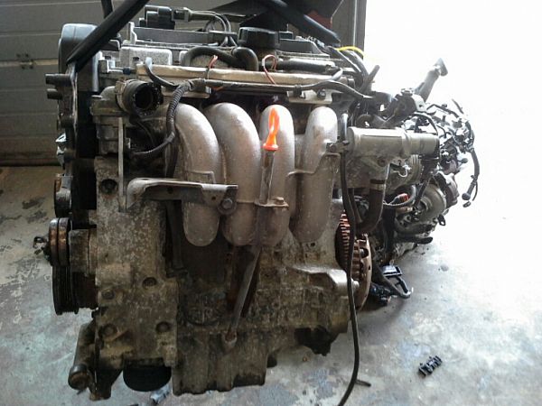 Motor VOLVO S40 I (644)