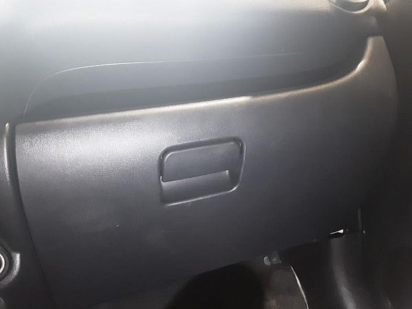 Glove compartment MITSUBISHI MIRAGE / SPACE STAR Hatchback (A0_A)
