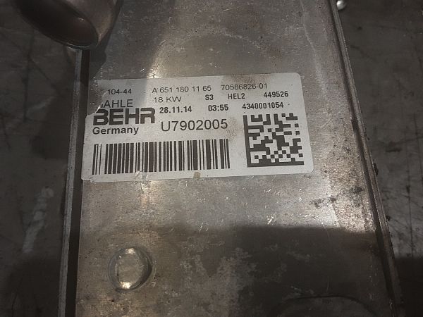 Oil radiator MERCEDES-BENZ SPRINTER 3,5-t Box (906)
