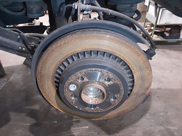 Spindle - rear VOLVO XC60 (156)